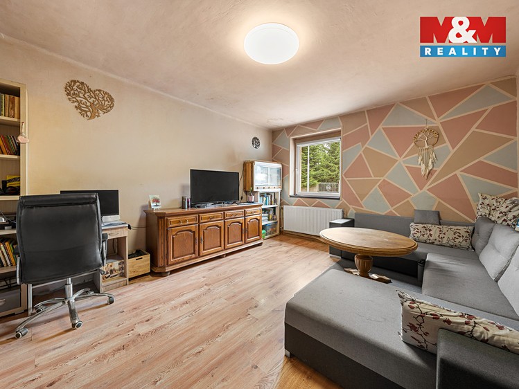 Prodej rodinného domu 80 m², pozemek 1 205 m² - foto 7