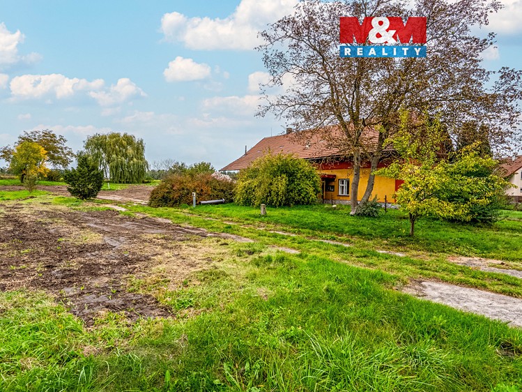 Prodej stavebního pozemku 3 184 m² - foto 1