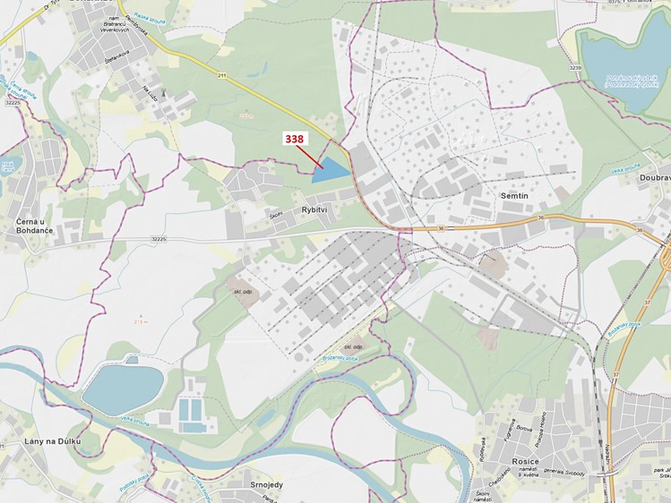 Dražba lesa 37 060 m² - foto 1