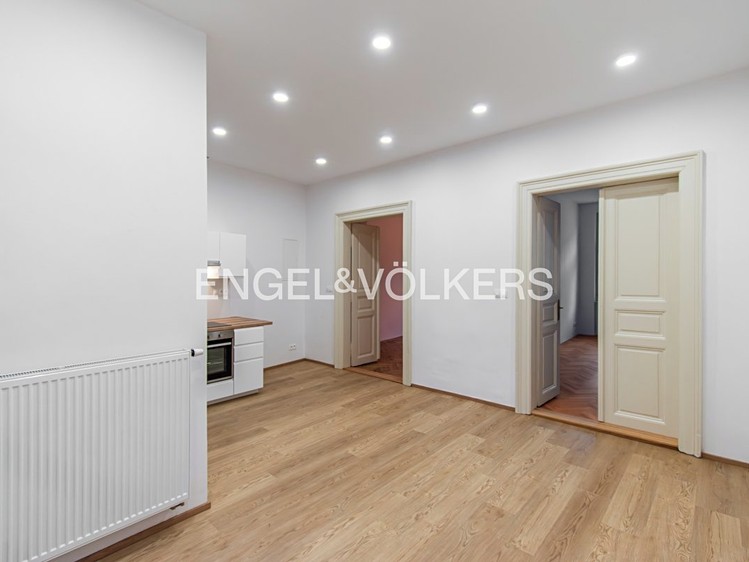 Pronájem bytu 3+kk 75 m² - foto 5