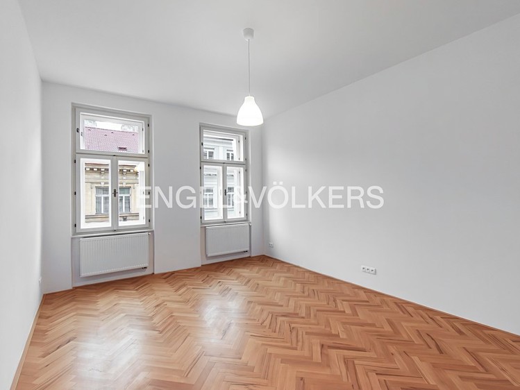 Pronájem bytu 3+kk 75 m² - foto 1