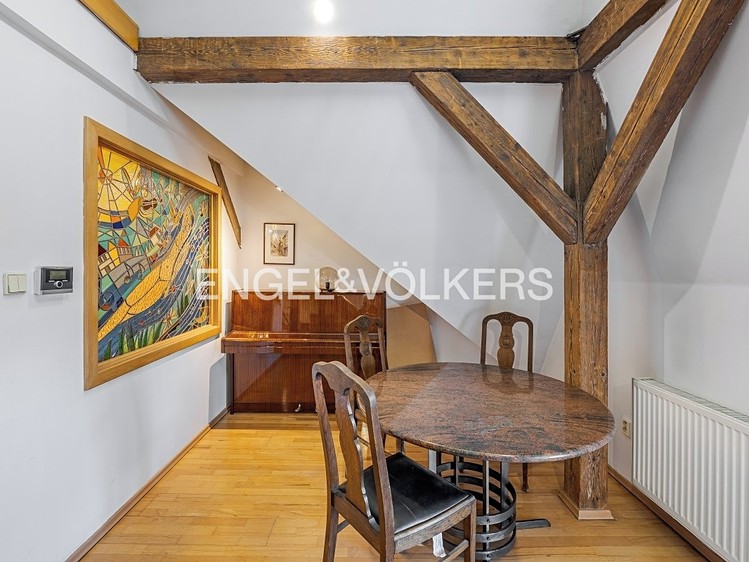 Pronájem bytu 3+1 120 m² (Mezonet) - foto 5