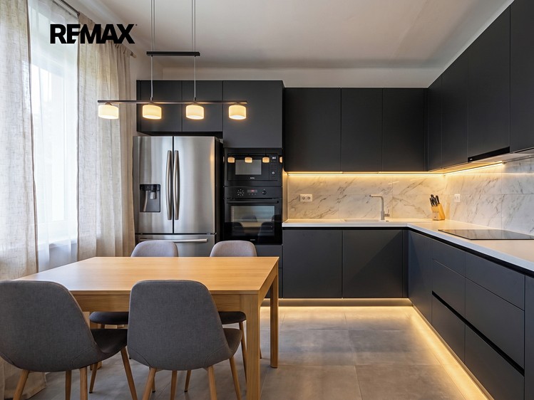 Prodej bytu 3+1 70 m² - foto 4
