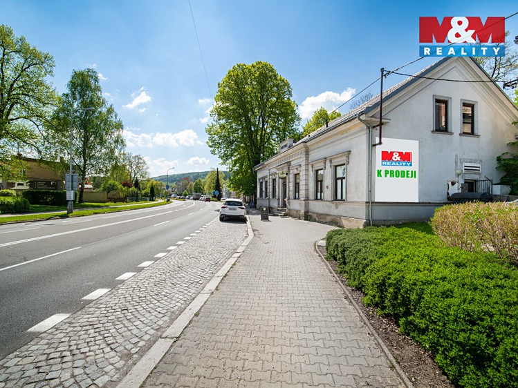 Prodej rodinného domu 290 m², pozemek 1 428 m² - foto 4