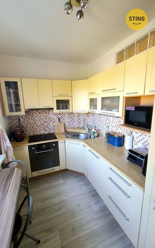 Pronájem bytu 3+1 72 m² - foto 5