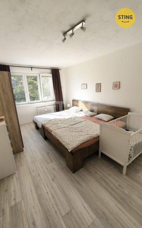 Pronájem bytu 3+1 72 m² - foto 6