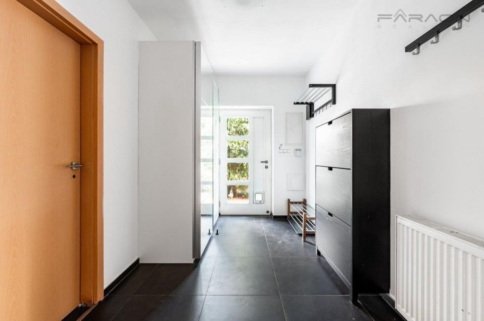 Pronájem bytu 2+kk 92 m² - foto 3