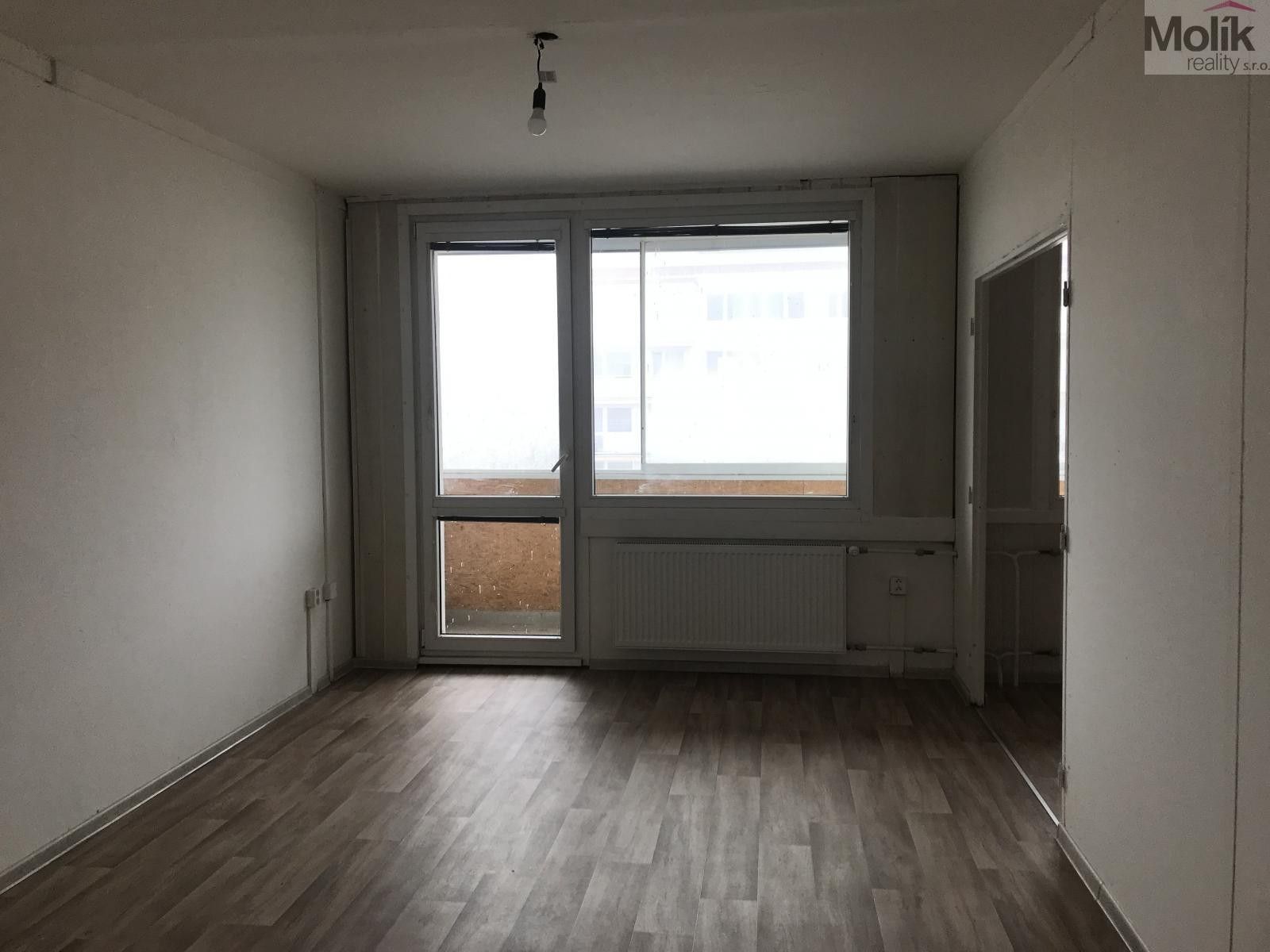 Pronájem bytu 3+1 55 m² - foto 3