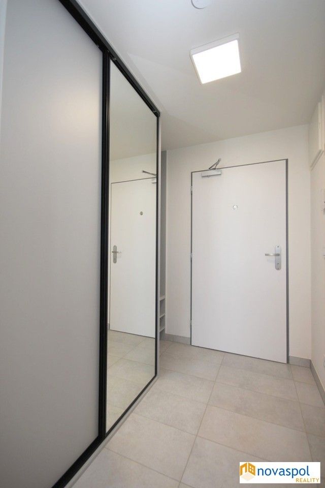 Pronájem bytu 1+kk 30 m² - foto 9