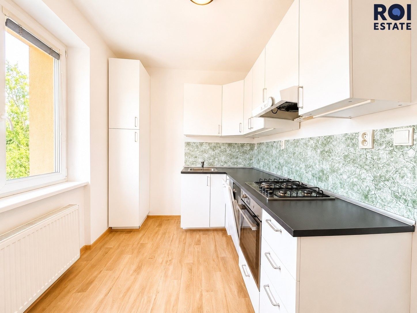Pronájem bytu 2+1 80 m² - foto 1