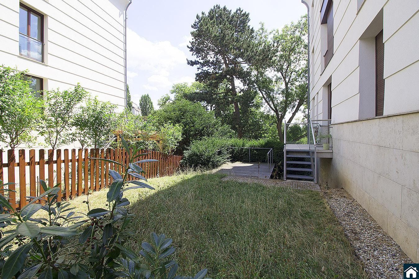 Pronájem bytu 2+kk 40 m² - foto 4