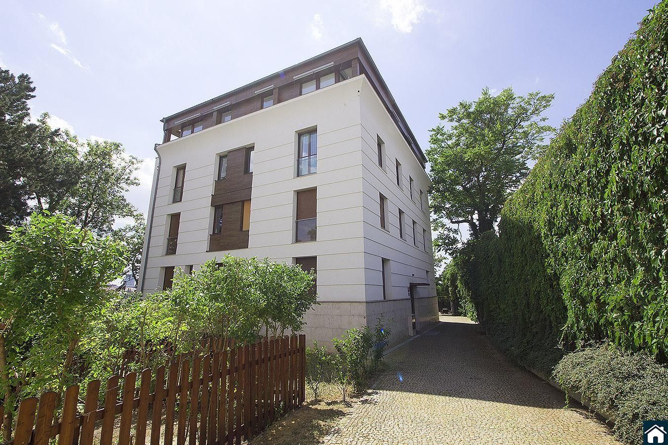 Pronájem bytu 2+kk 40 m² - foto 12