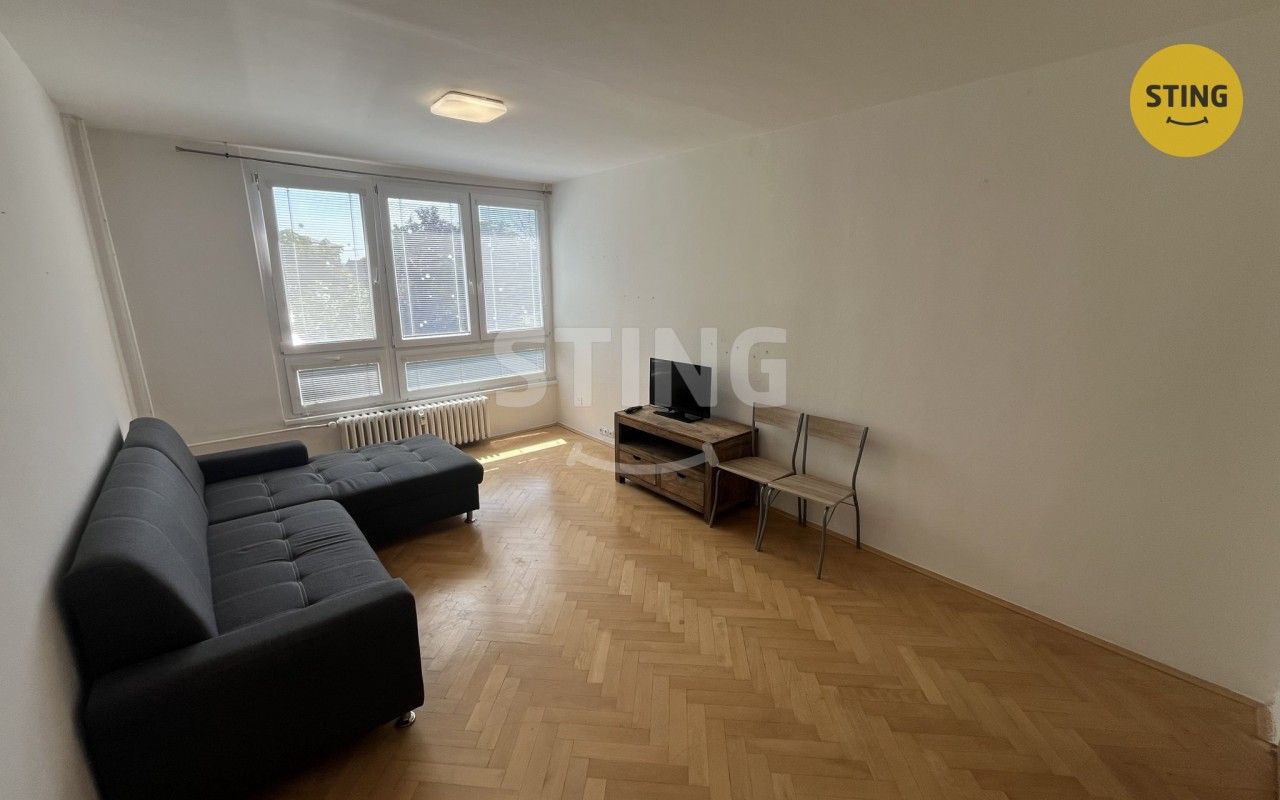Pronájem bytu 2+1 59 m² - foto 3