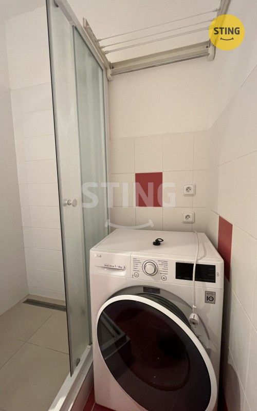 Pronájem bytu 2+1 59 m² - foto 8