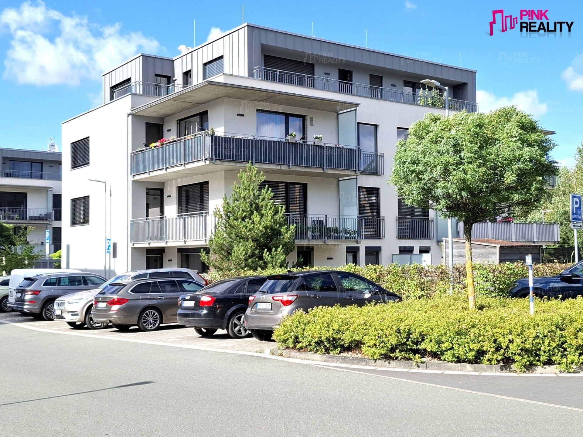 Pronájem bytu 2+kk 63 m² - foto 1
