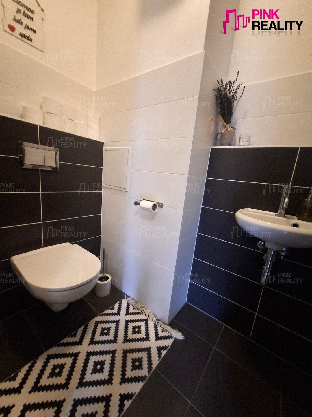 Pronájem bytu 2+kk 63 m² - foto 9