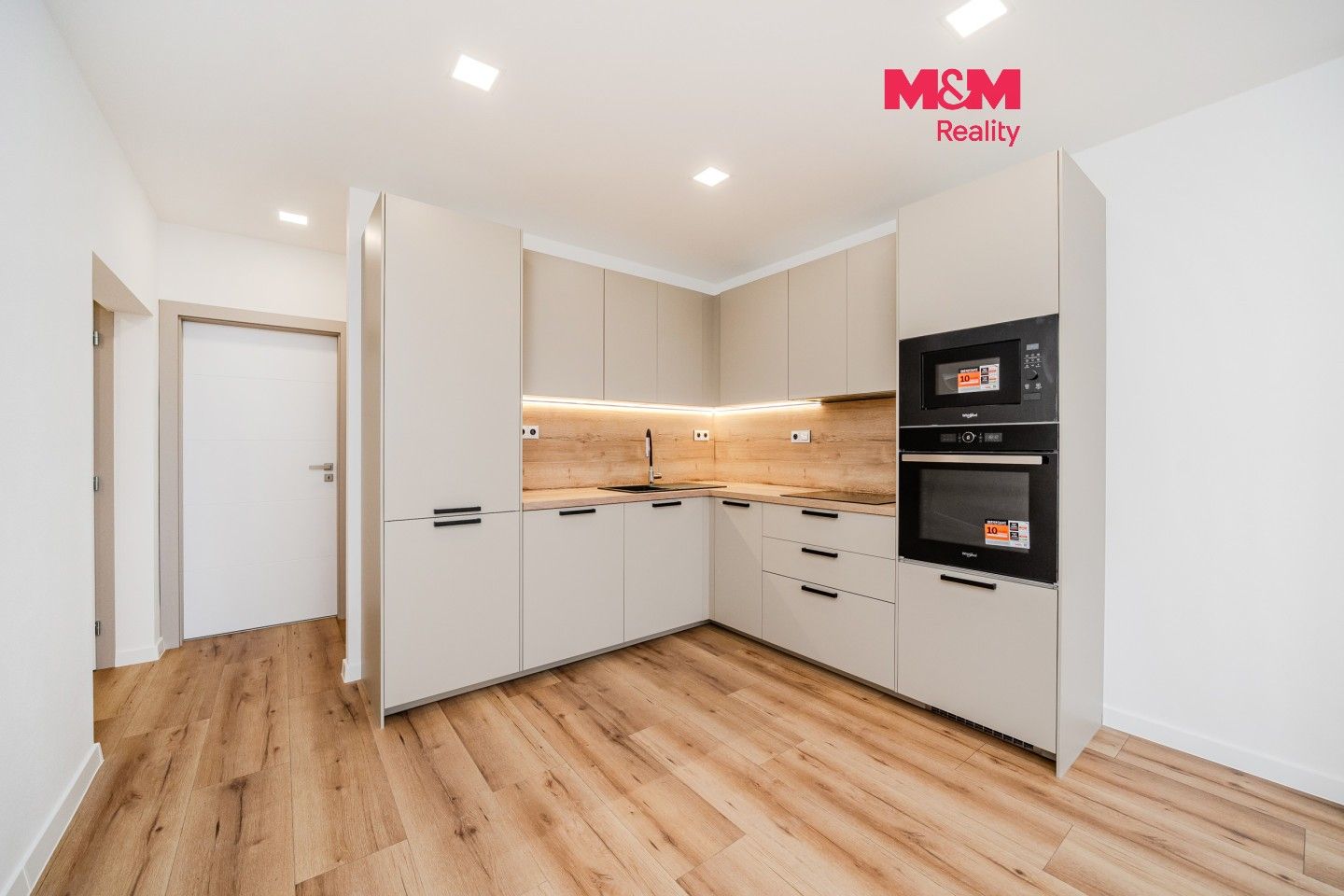 Prodej bytu 3+kk 58 m² - foto 1