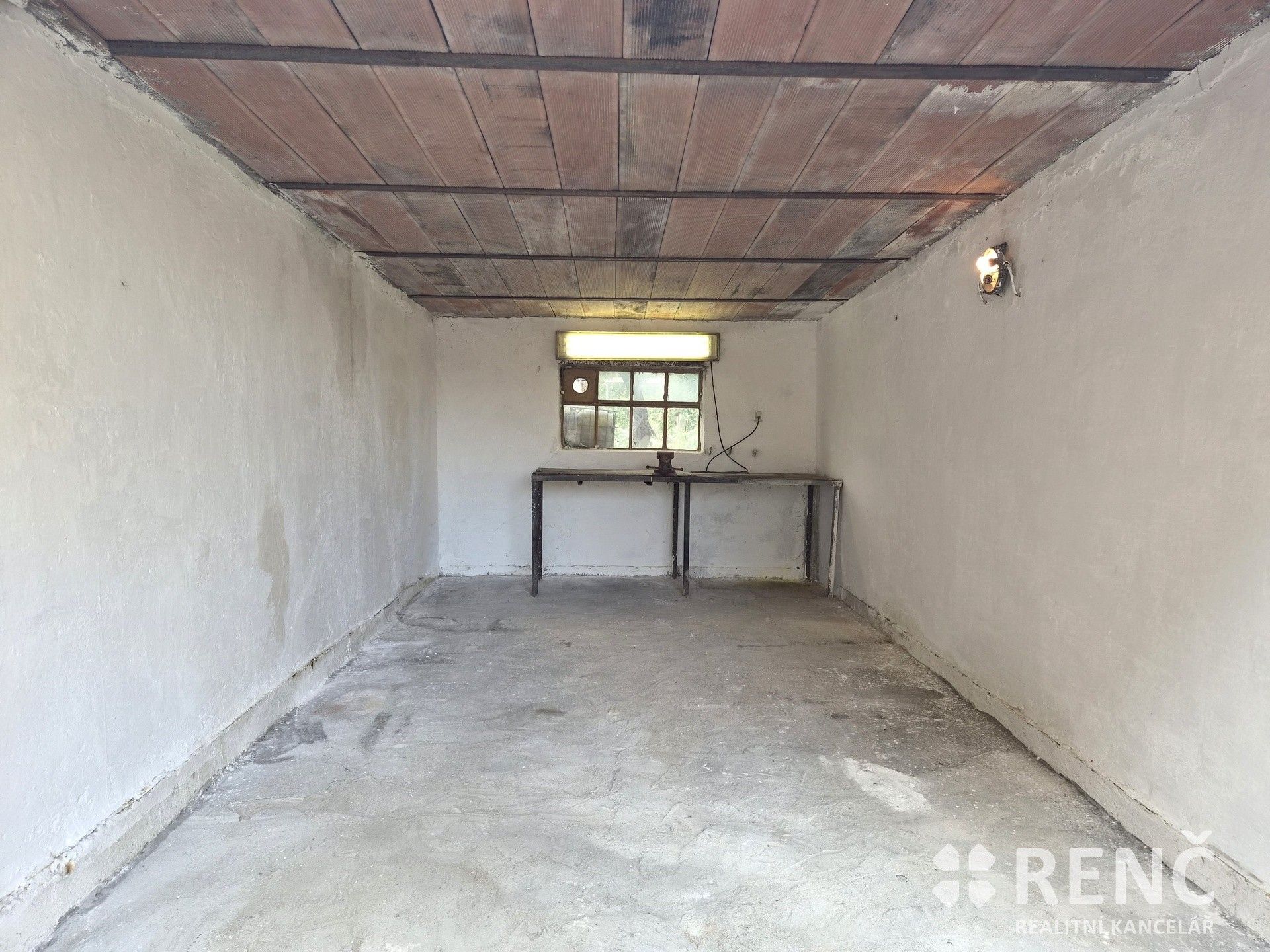 Prodej nemovitosti 19 m² - foto 2