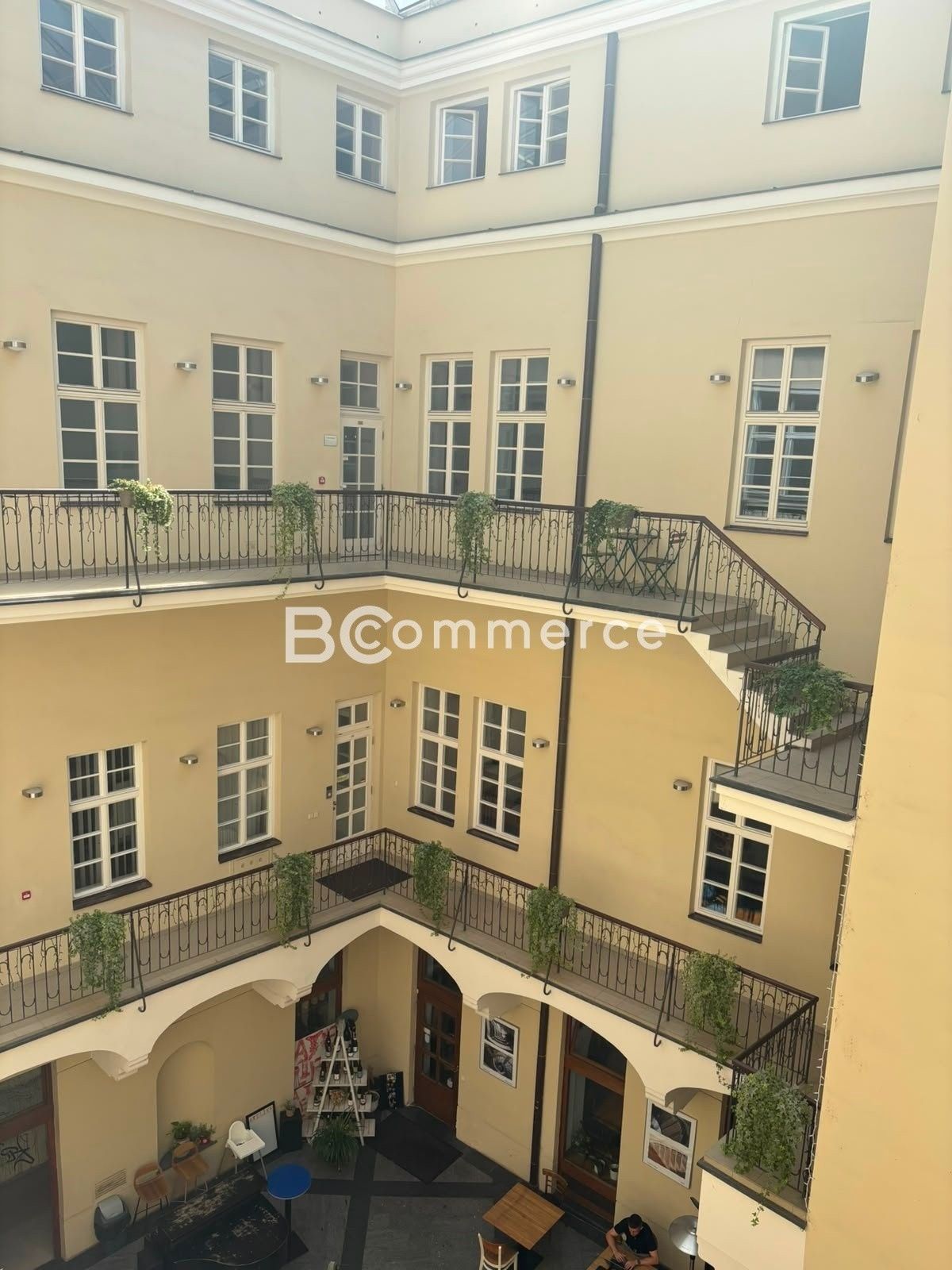 Pronájem komerčního prostoru 100 m² - foto 13