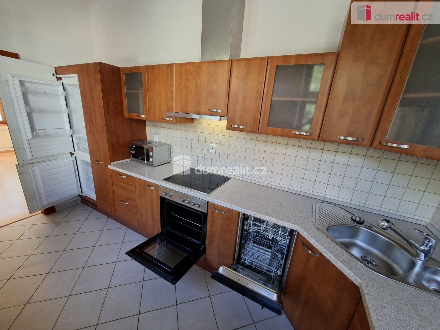 Pronájem bytu 1+kk 40 m² - foto 5