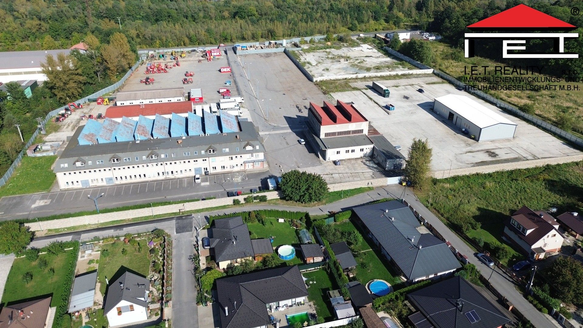 Pronájem komerčního prostoru 576 m² - foto 6