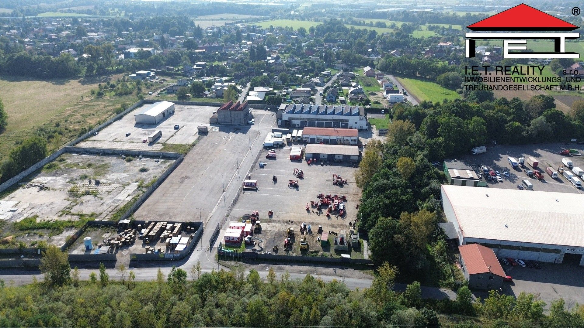 Pronájem komerčního prostoru 576 m² - foto 13