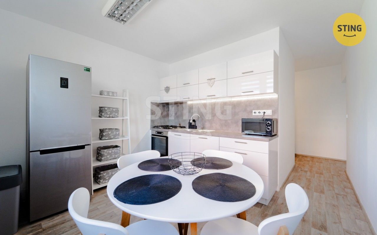 Prodej bytu 2+1 59 m² - foto 1