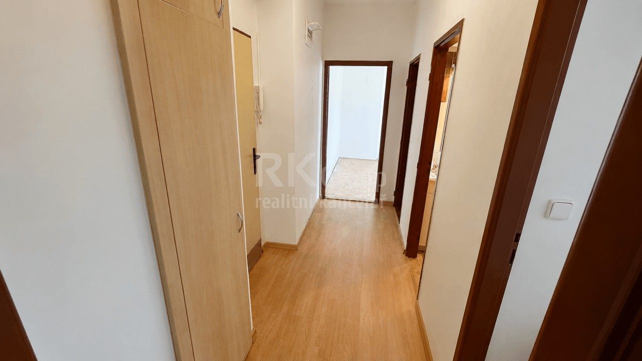 Pronájem bytu 2+1 50 m² - foto 7
