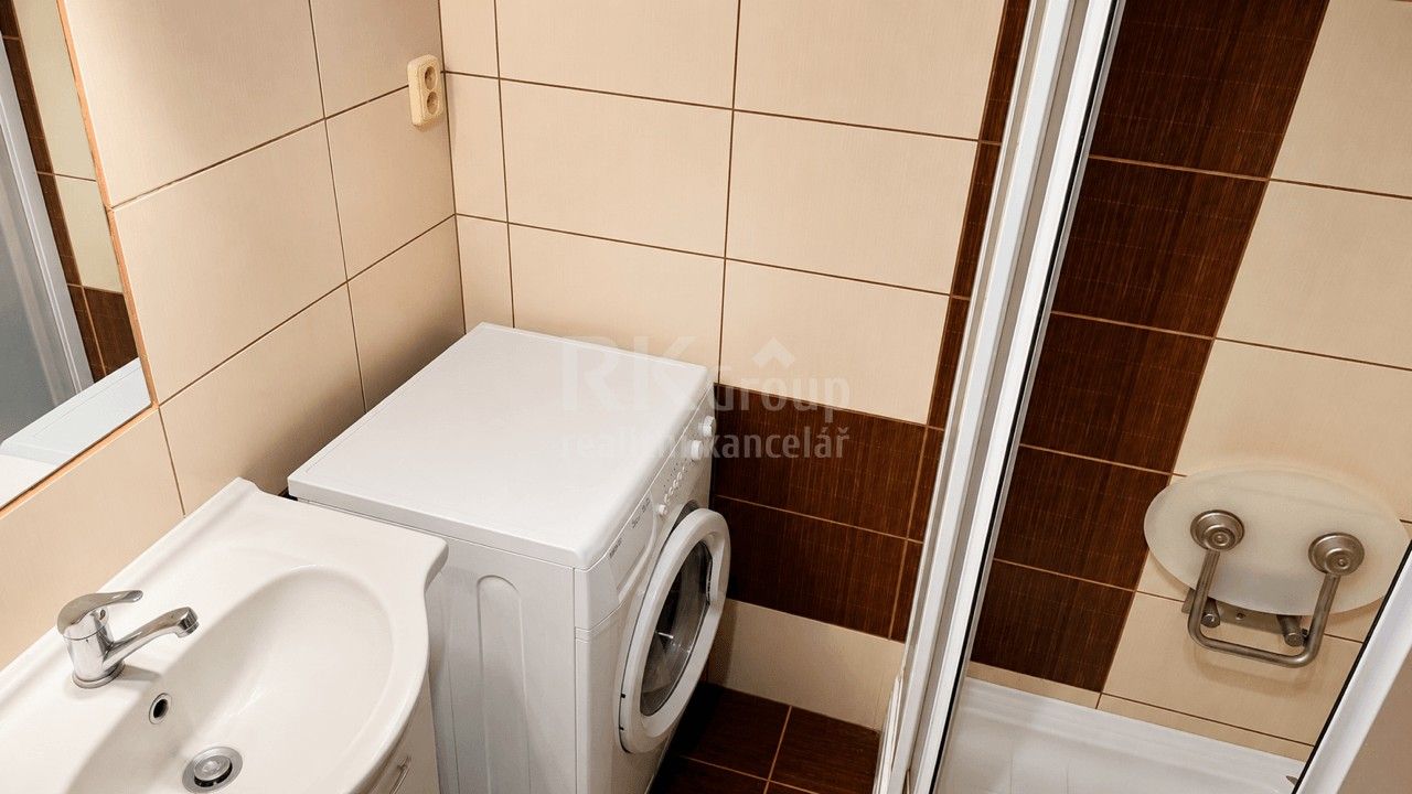 Pronájem bytu 2+1 50 m² - foto 5