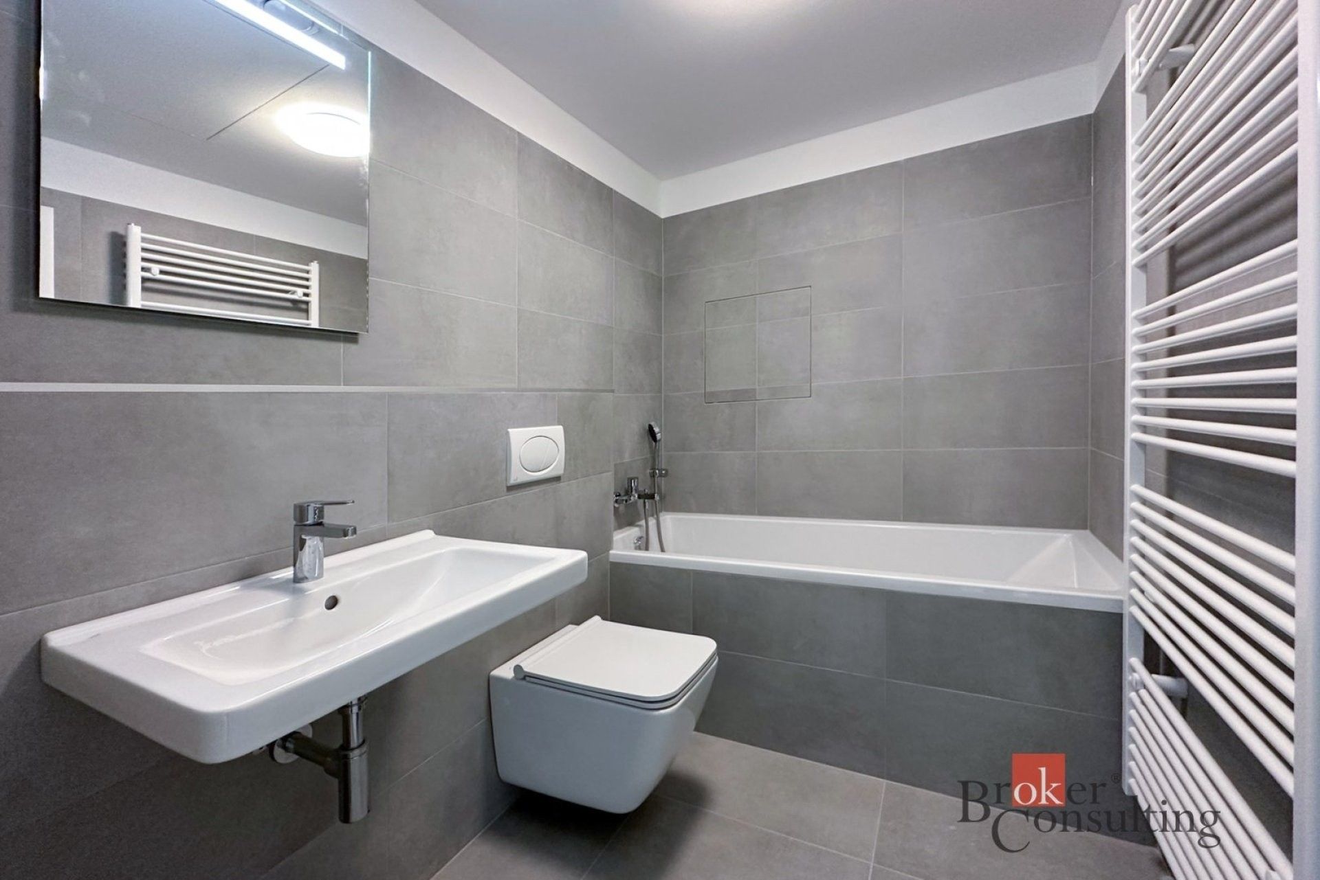 Pronájem bytu 1+kk 37 m² - foto 10