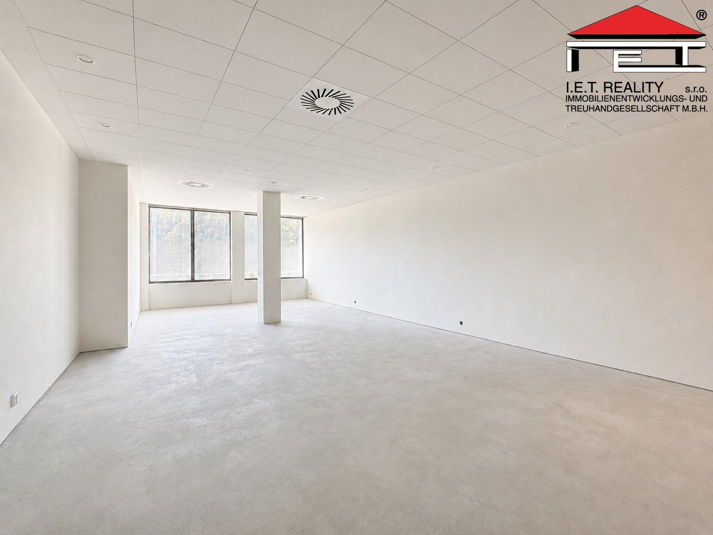 Pronájem komerčního prostoru 65 m² - foto 3