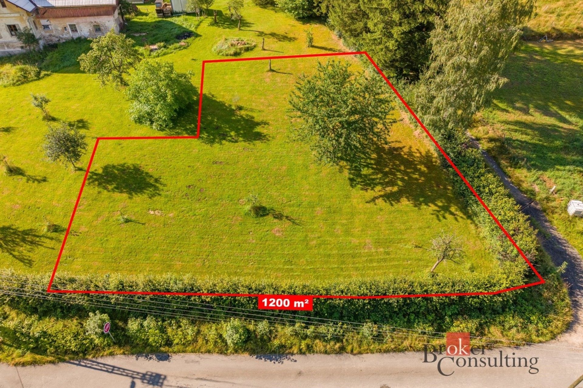 Prodej pozemku 1200 m² - foto 2