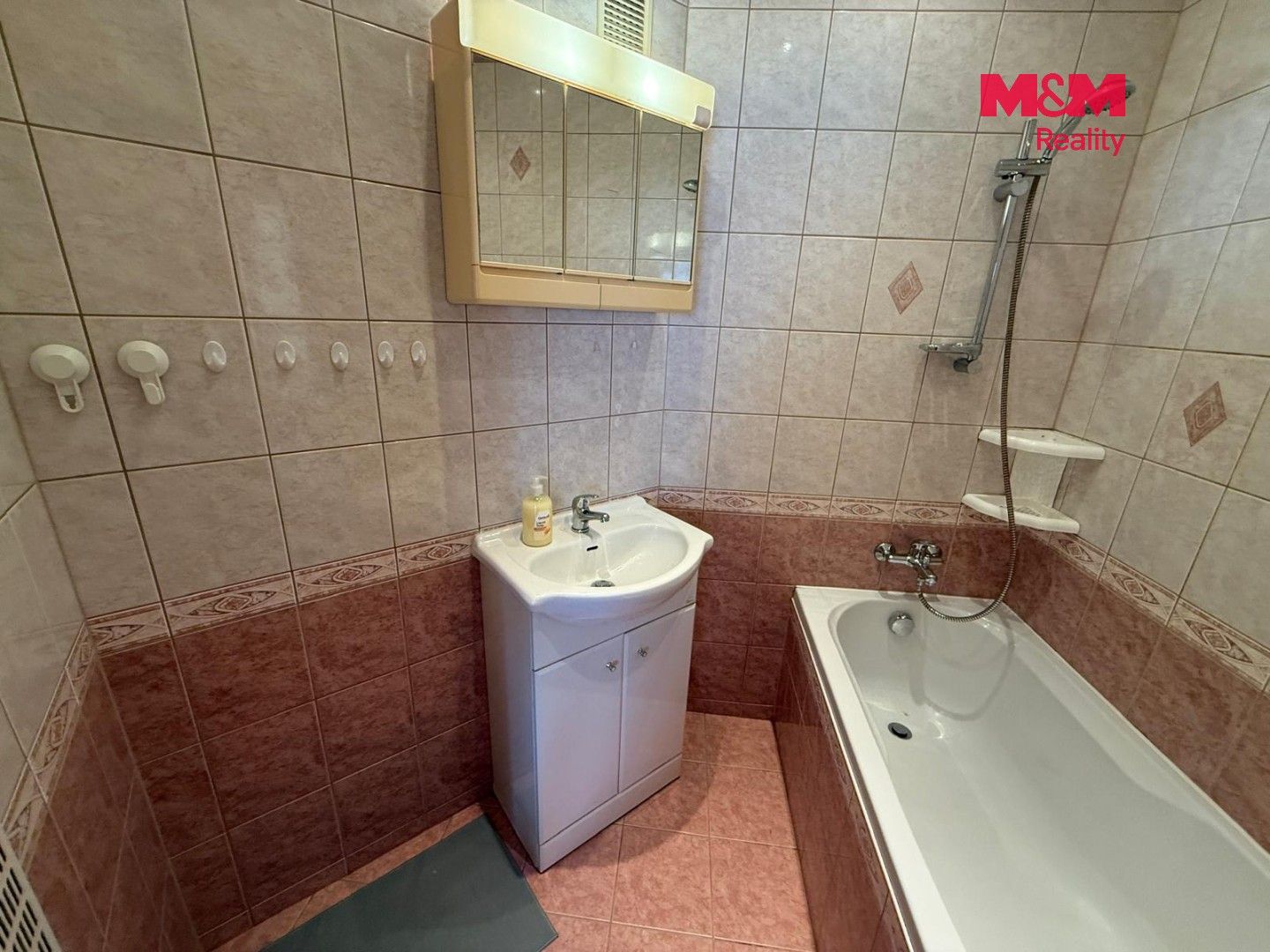Pronájem bytu 3+1 79 m² - foto 9