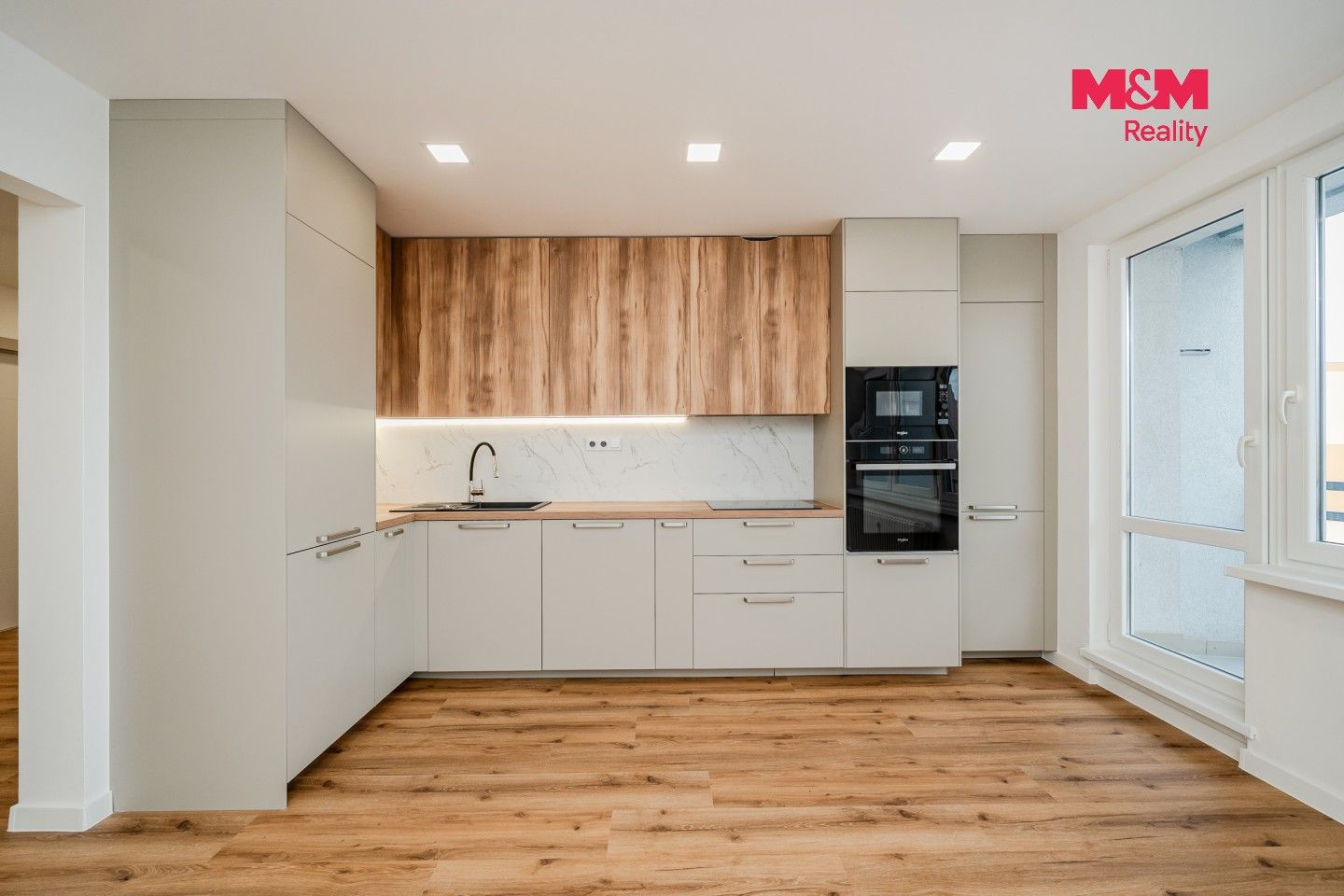 Prodej bytu 4+kk 76 m² - foto 3