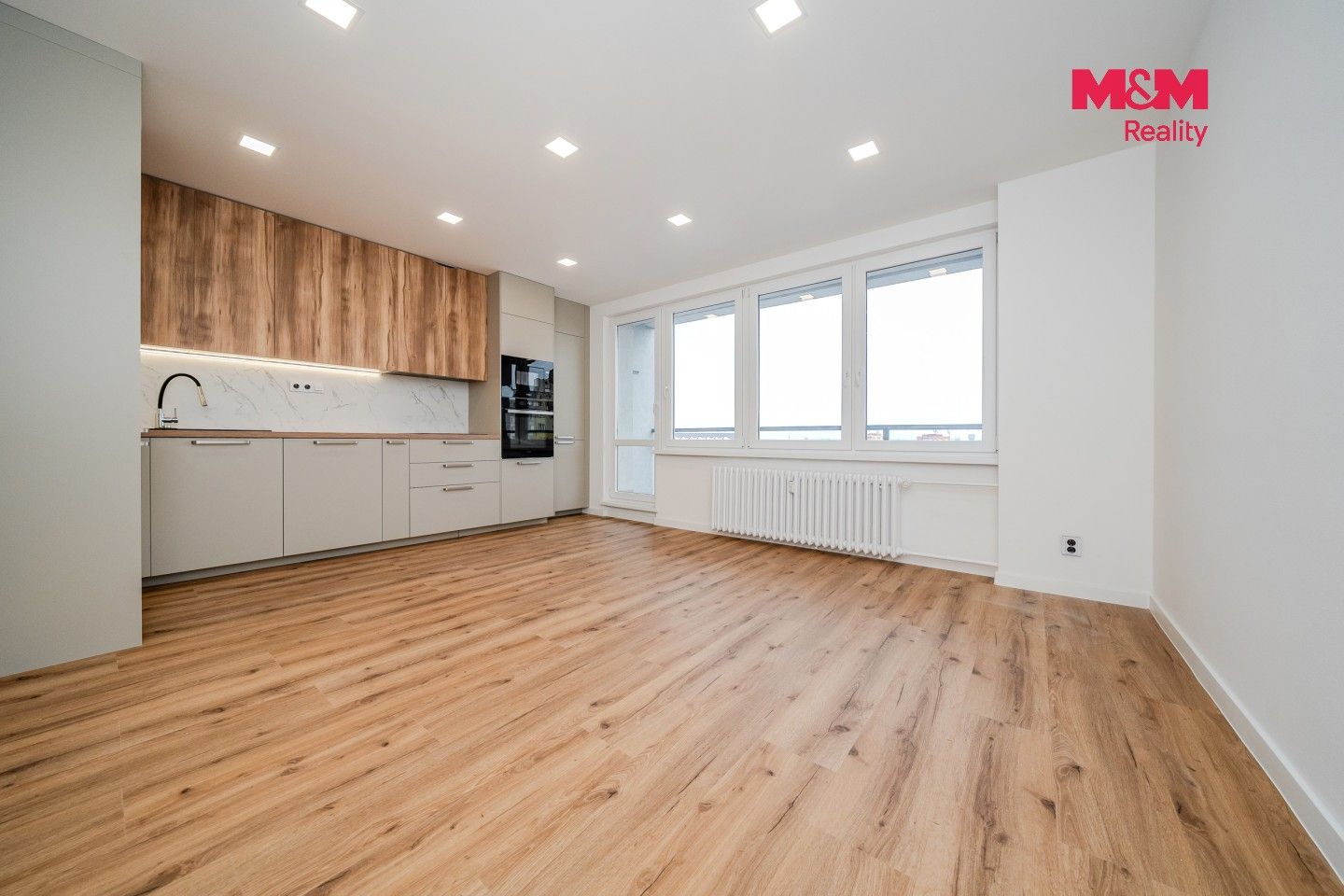 Prodej bytu 4+kk 76 m² - foto 2
