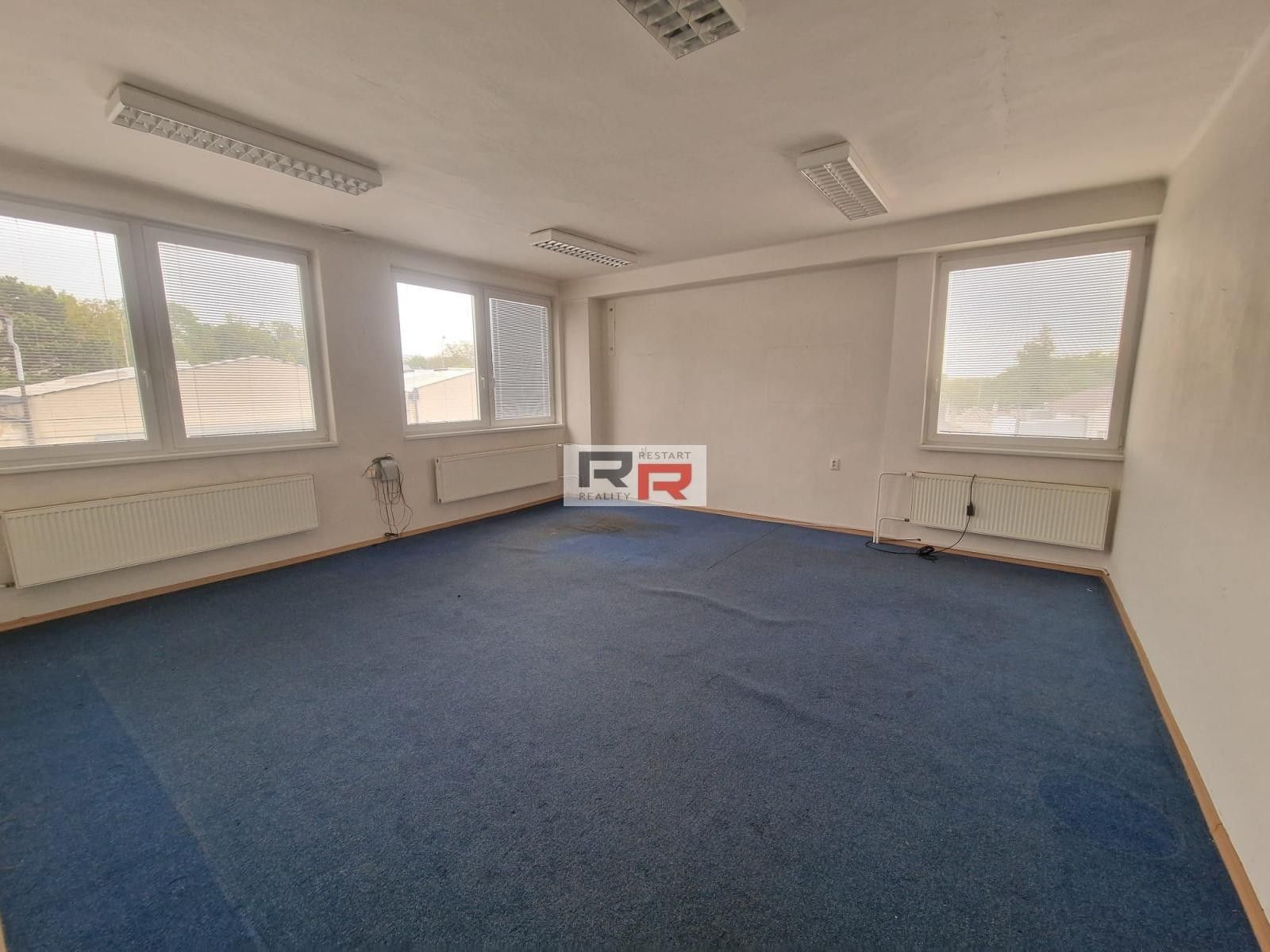 Pronájem komerčního prostoru 483 m² - foto 7