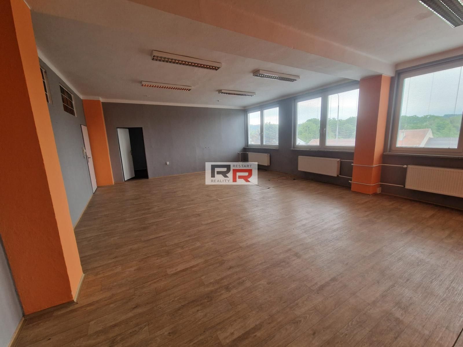 Pronájem komerčního prostoru 483 m² - foto 6
