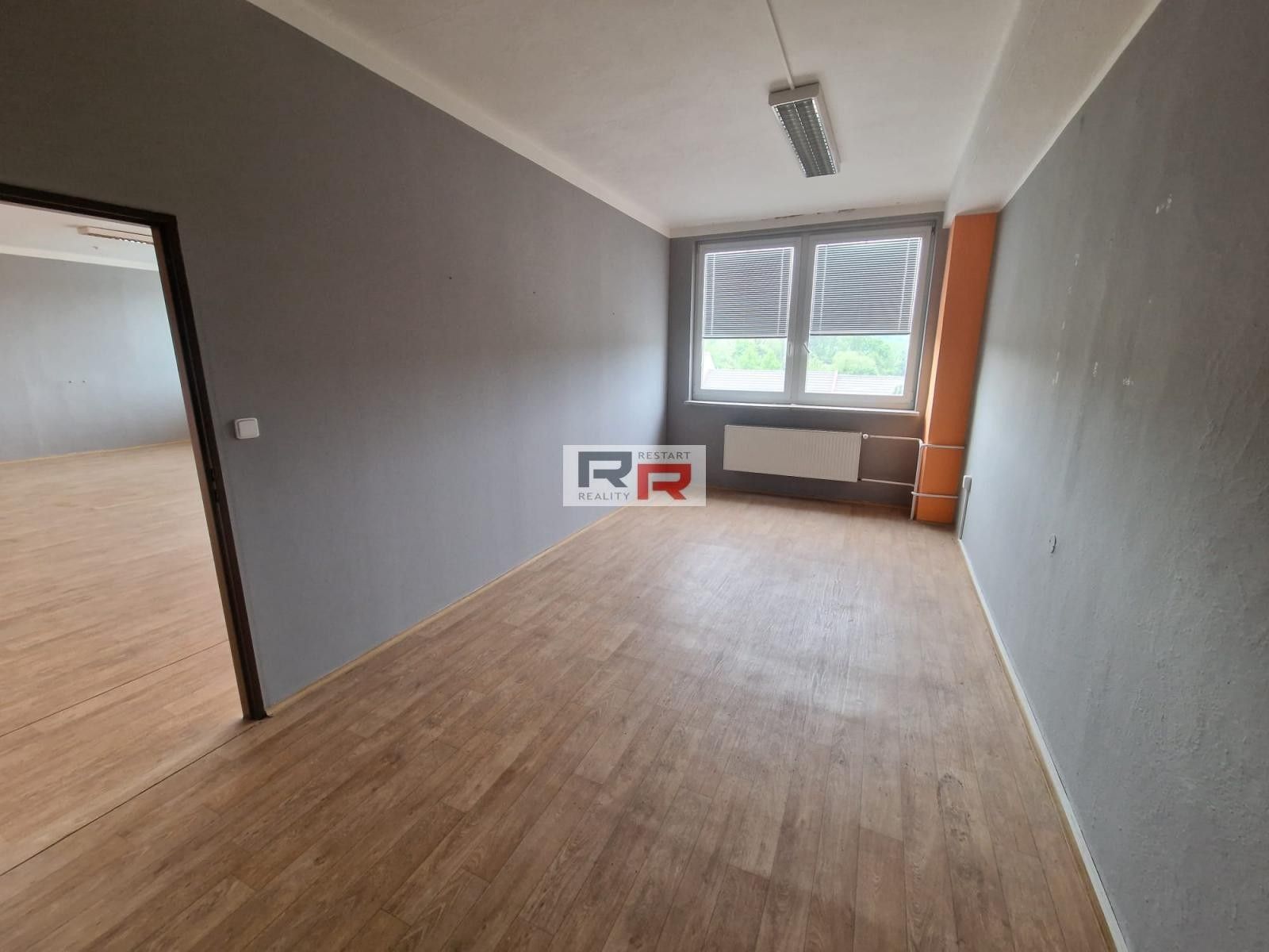 Pronájem komerčního prostoru 483 m² - foto 5