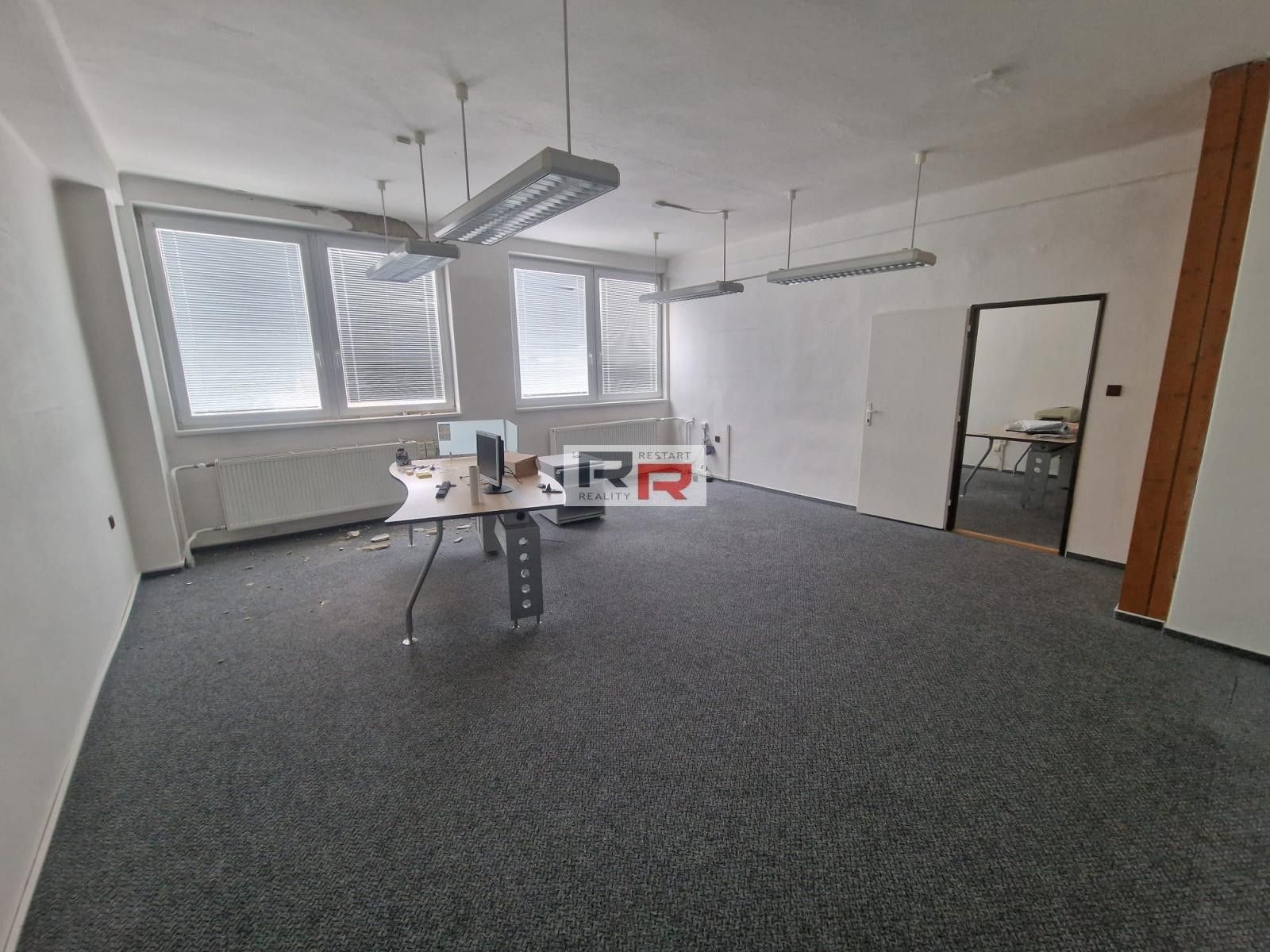 Pronájem komerčního prostoru 483 m² - foto 9