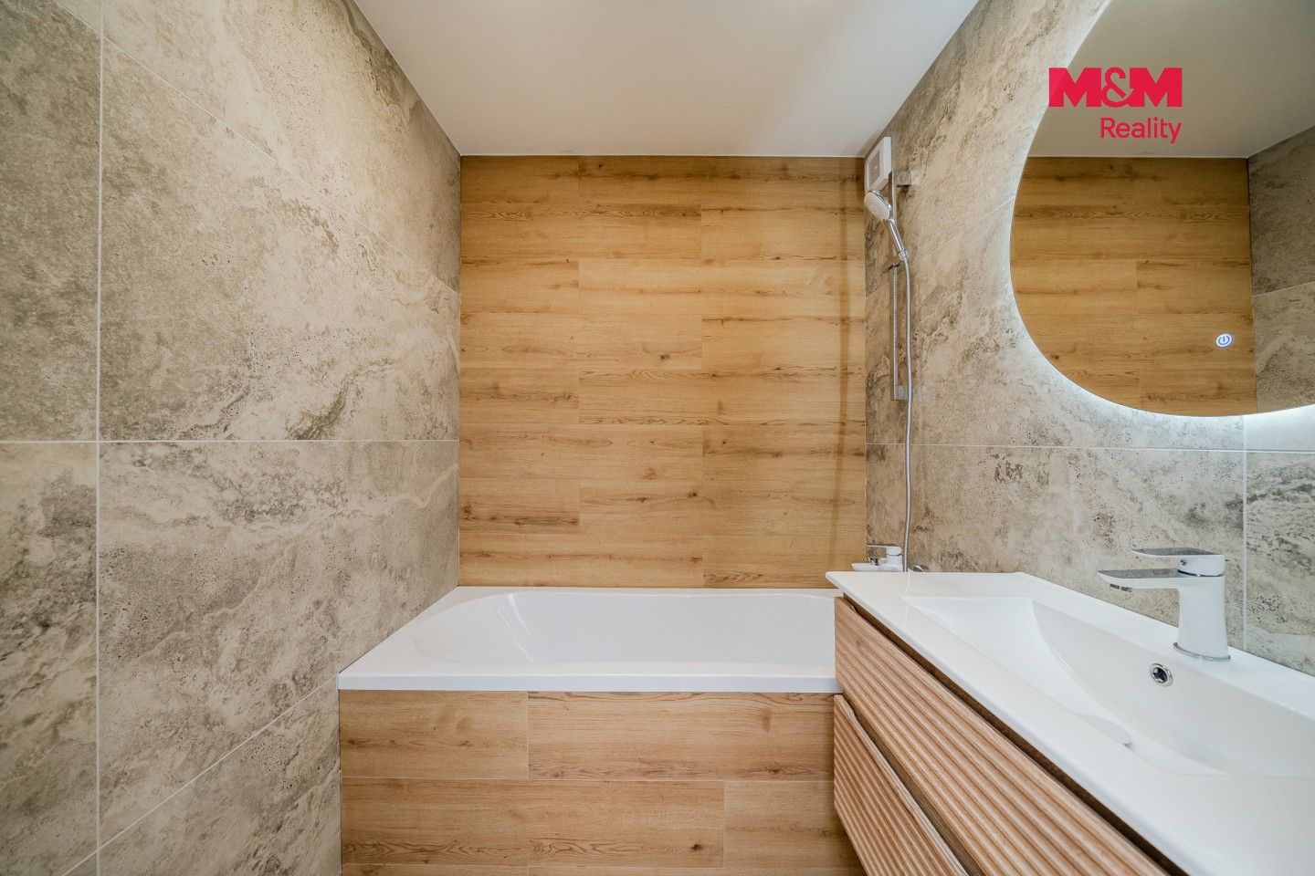 Prodej bytu 4+kk 76 m² - foto 16