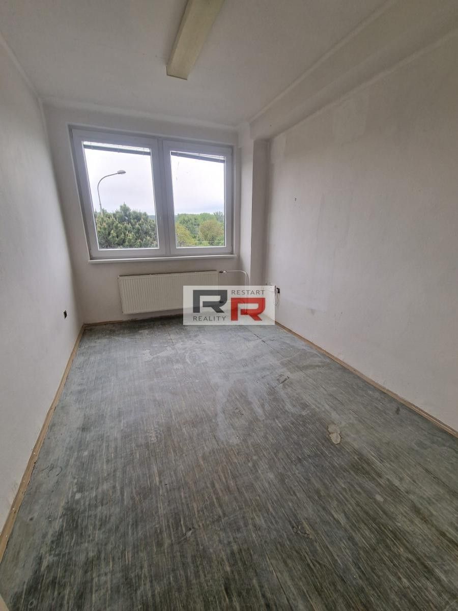 Pronájem komerčního prostoru 483 m² - foto 32