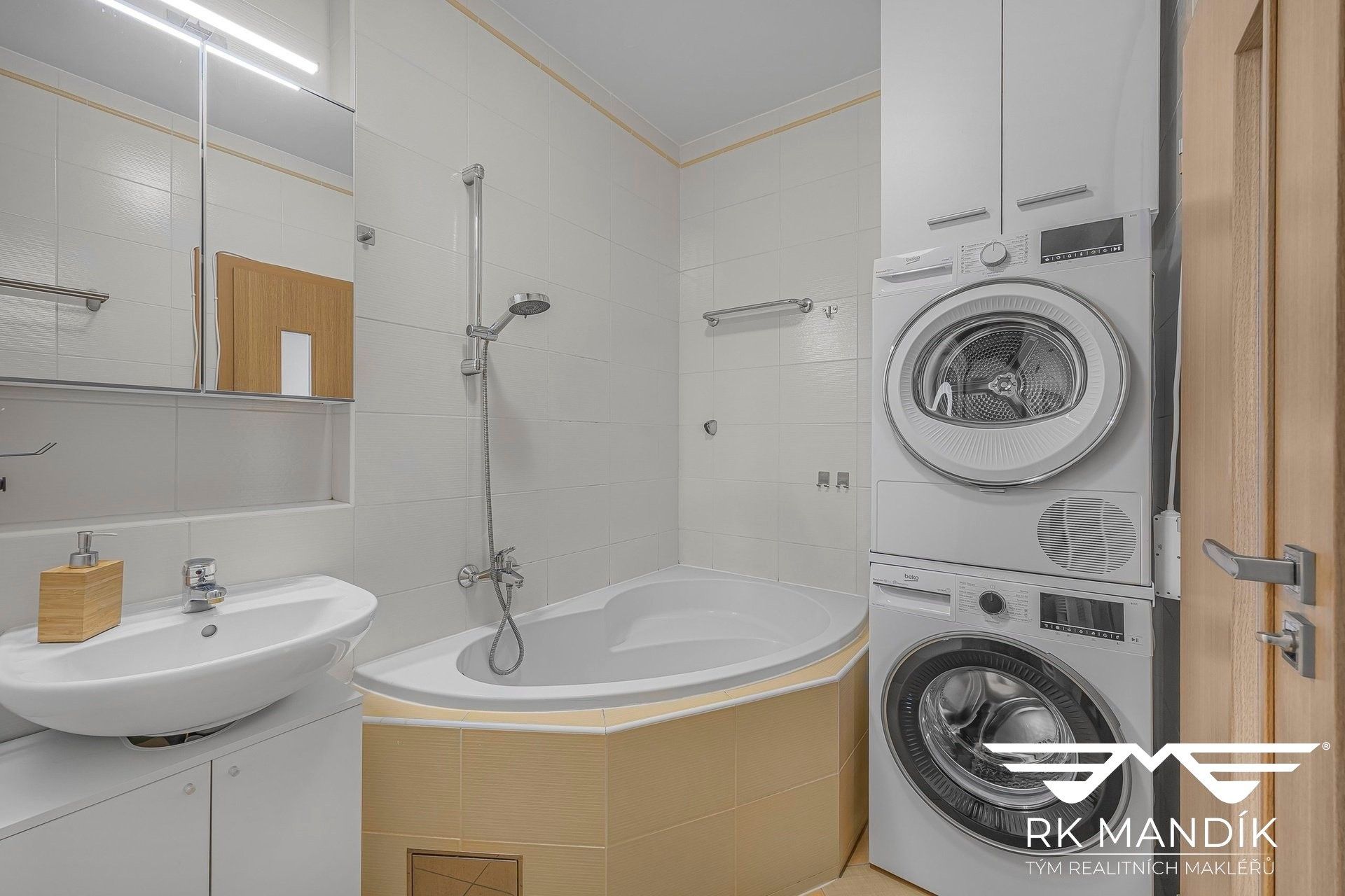 Pronájem bytu 2+kk 43 m² - foto 16