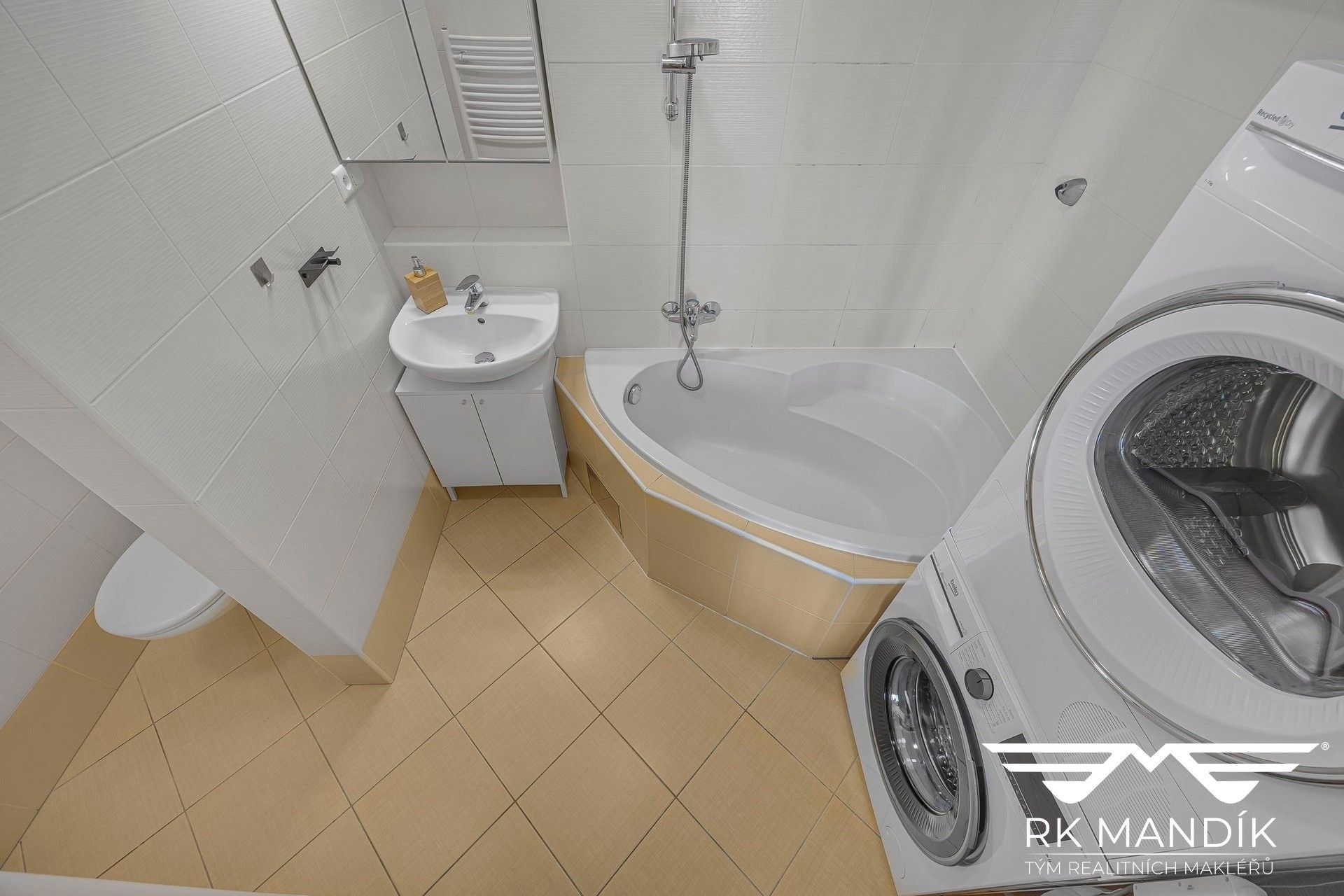Pronájem bytu 2+kk 43 m² - foto 17
