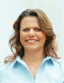 Anita Bebr