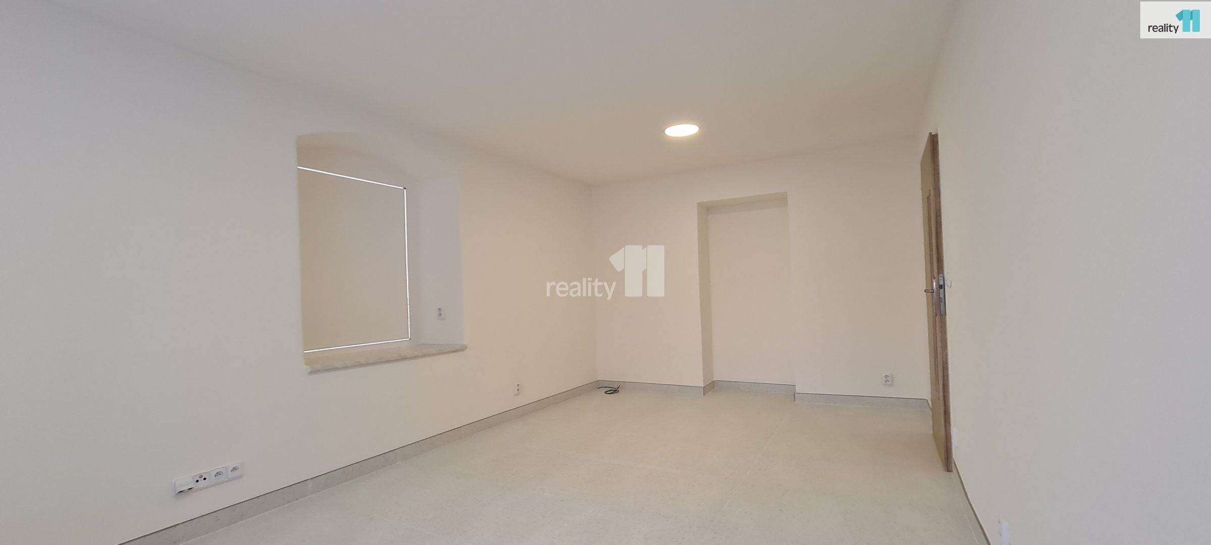 Pronájem bytu 2+1 60 m² - foto 2