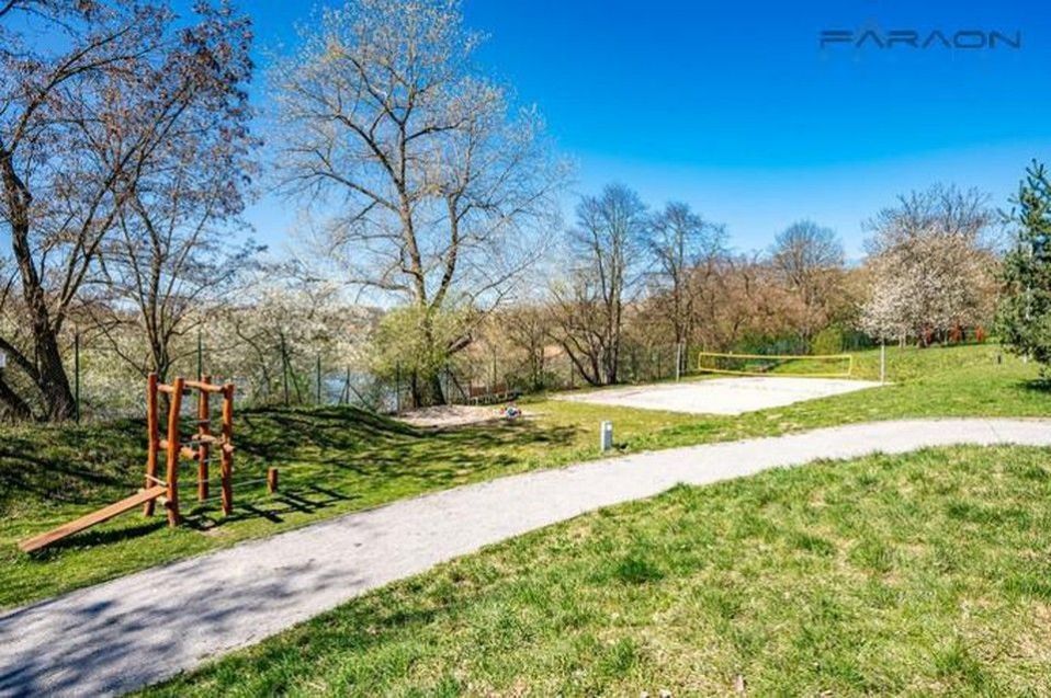Pronájem bytu 2+kk 50 m² - foto 10