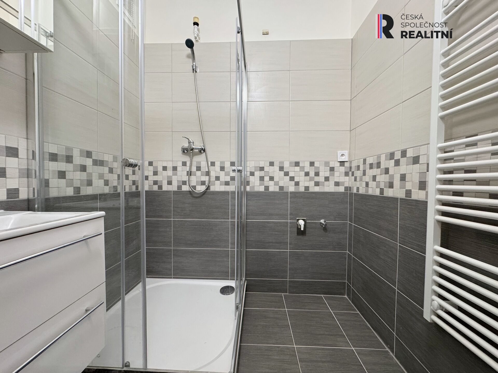 Pronájem bytu 2+1 56 m² - foto 8