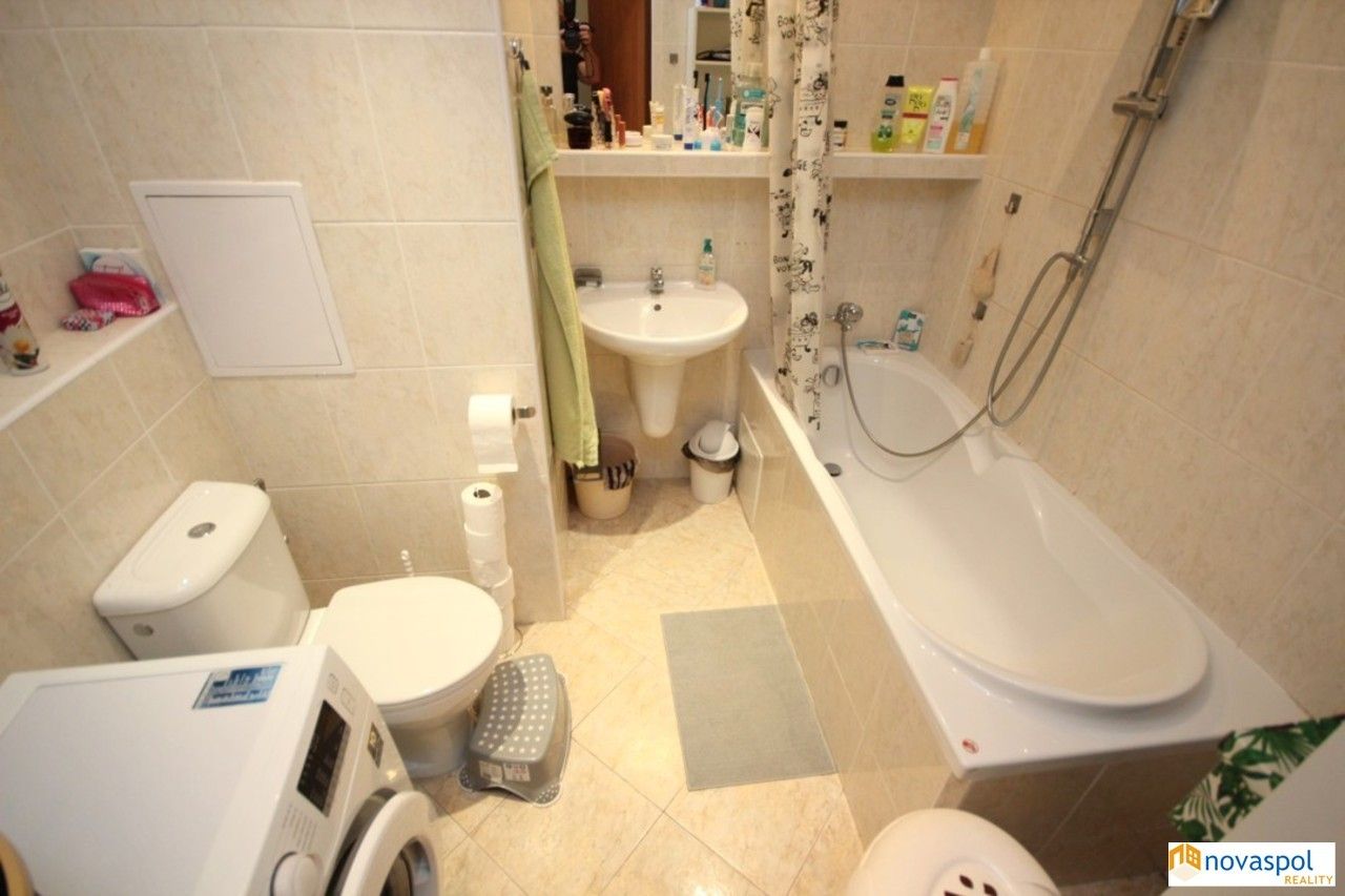 Pronájem bytu 1+kk 37 m² - foto 3