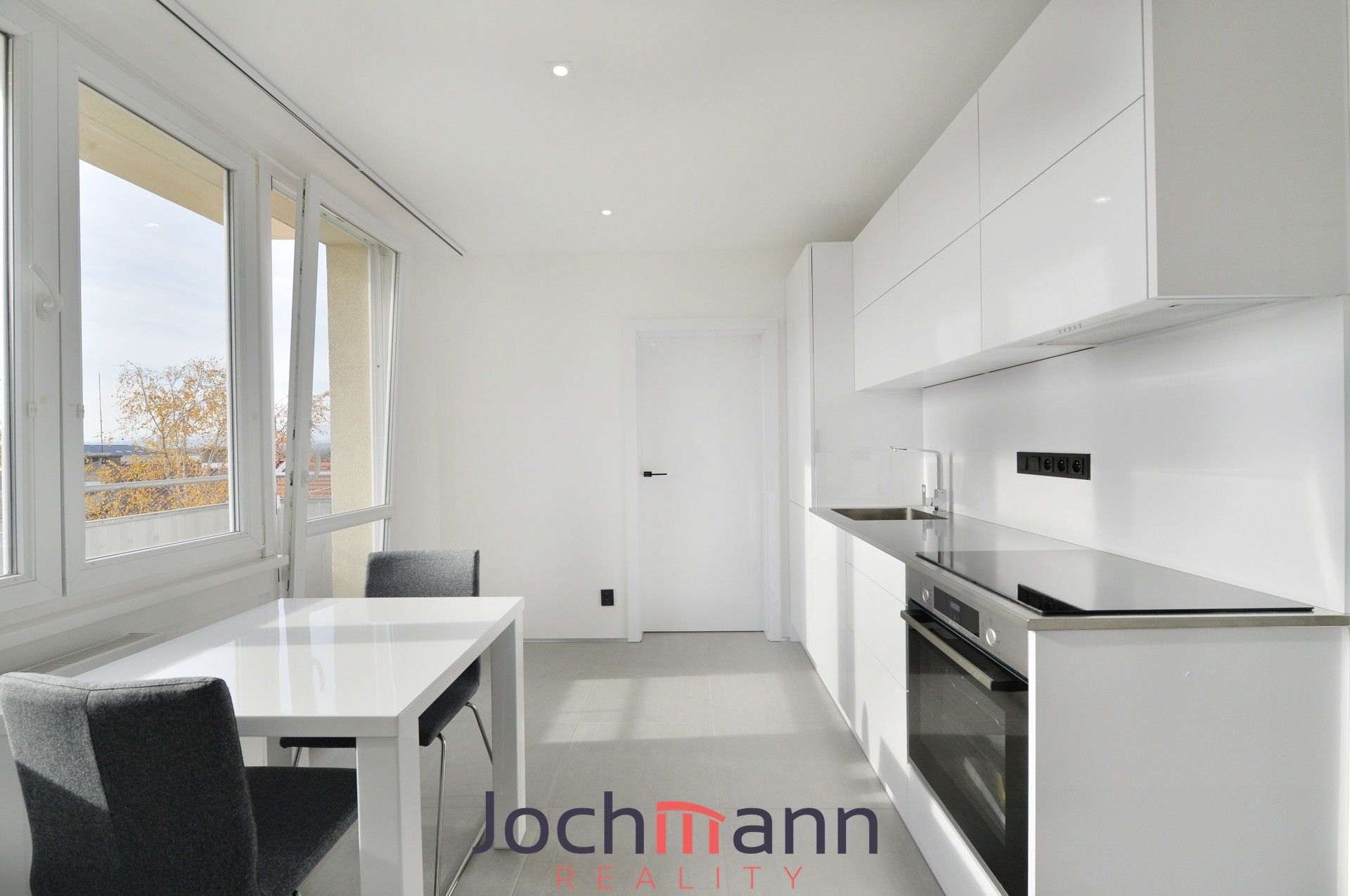 Pronájem bytu 2+1 45 m² - foto 1
