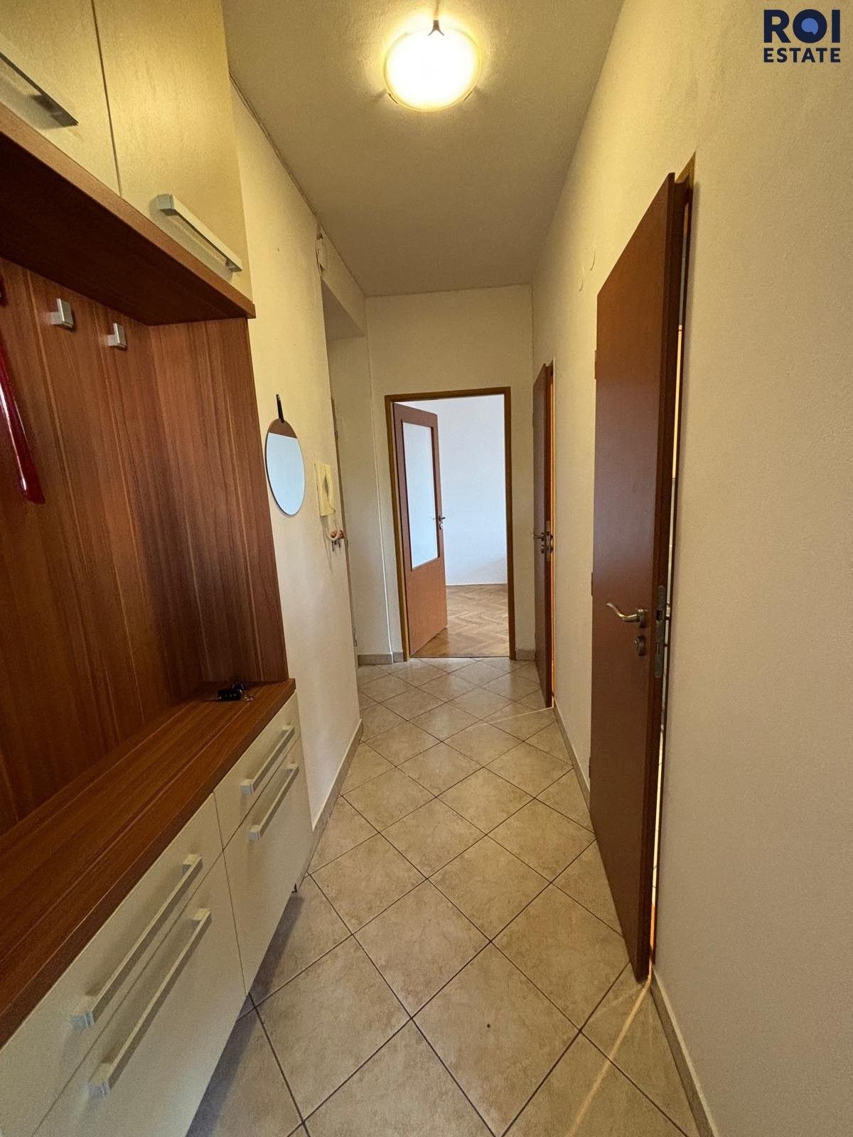 Pronájem bytu 2+1 49 m² - foto 9